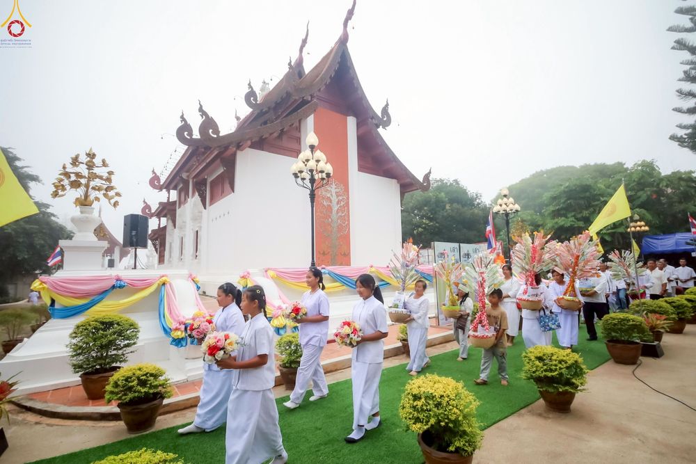 ภาพ No.260262:วันที่ 18 ตุลาคม พ.ศ. 2568 พิธีทอดกฐินสามัคคีทั่วไทย 30,000 วัด โดยคณะศิษยานุศิษย์ บูชาธรรม 81 ปี หลวงพ่อธัมมชโย ณ วัดกิ่วลม ต.บ่อหลวง อ.ฮอด จ.เชียงใหม่