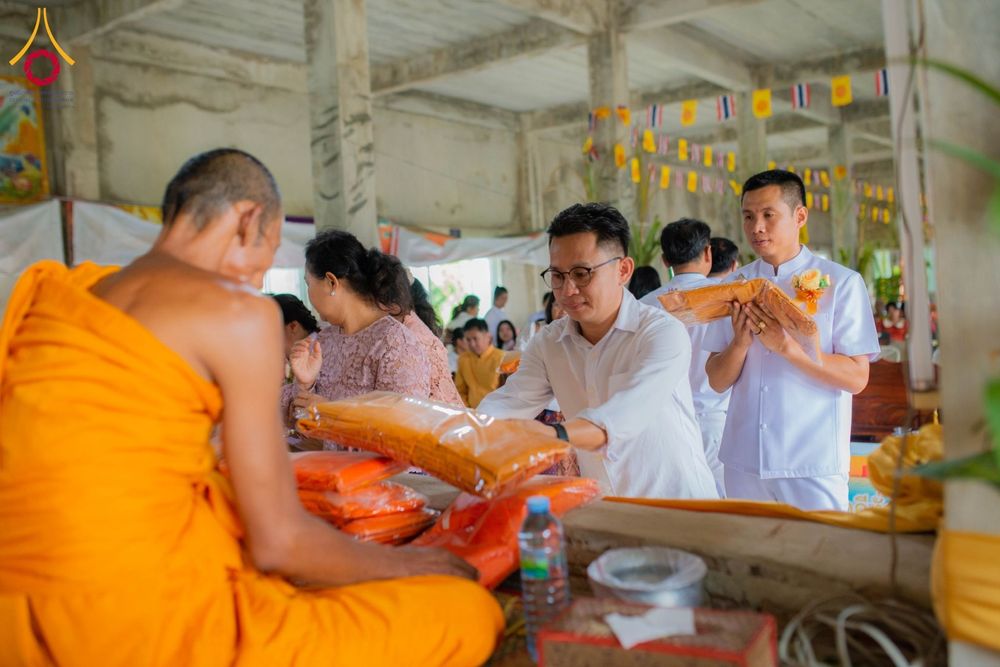 ภาพ No.178261:พิธีทอดกฐิน ณ วัดหนองไผ่ ต.โพธิ์ทอง อ.ปางศิลาทอง จ.กำแพงเพชร ในโครงการทอดกฐินสามัคคีทั่วไทย 30,000 วัด บูชาธรรม 80 ปี หลวงพ่อธัมมชโย โดยคณะศิษยานุศิษย์วัดพระธรรมกาย วันที่ 6 พฤศจิกายน พ.ศ. 2567