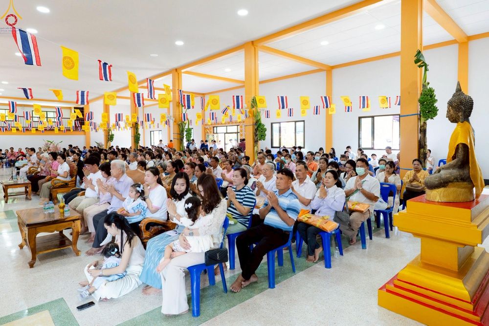 ภาพ No.250765:วันพุธที่ 8 ตุลาคม พ.ศ. 2568 พิธีทอดกฐินสามัคคีทั่วไทย 30,000 วัด โดยคณะศิษยานุศิษย์ บูชาธรรม 81 ปี หลวงพ่อธัมมชโย ณ วัดหนองโพธิ์ อ.กำแพงแสน จ.นครปฐม