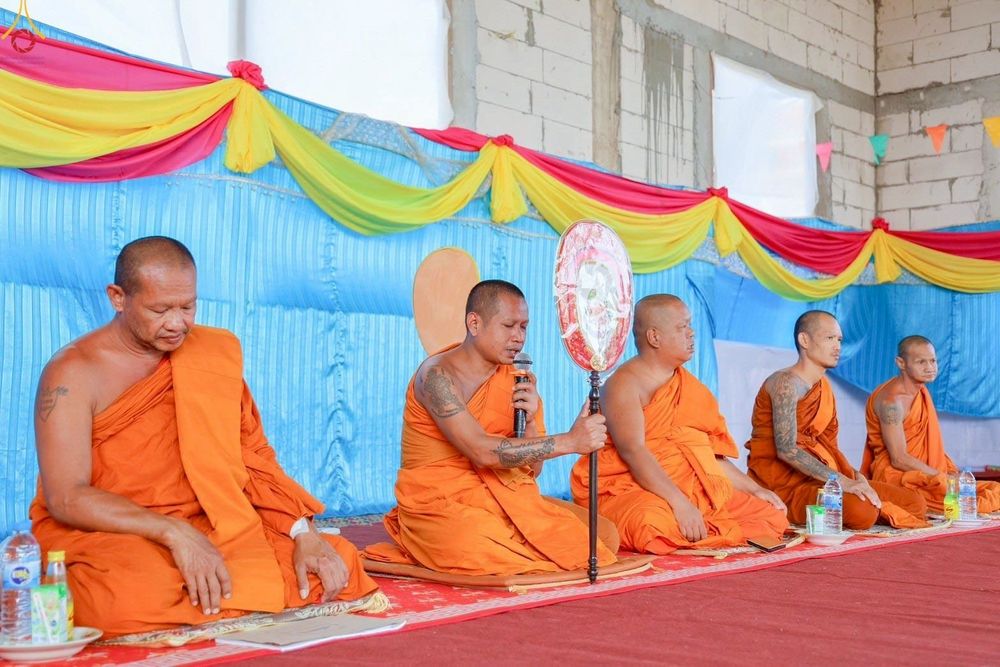 ภาพ No.264197:วันที่ 21 ตุลาคม พ.ศ. 2568 พิธีทอดกฐินสามัคคีทั่วไทย 30,000 วัด โดยคณะศิษยานุศิษย์ บูชาธรรม 81 ปี หลวงพ่อธัมมชโย ณ วัดสว่างโพธิ์ศรี ตำบลยางคำ อำเภอหนองเรือ จังหวัดขอนแก่น