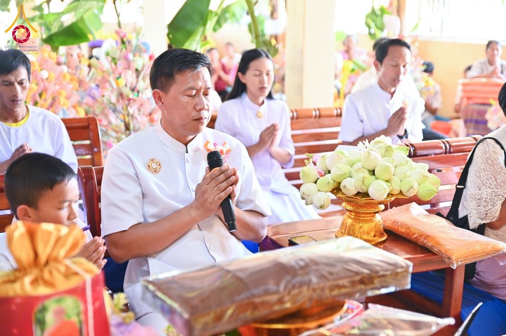 ภาพ No.182932:พิธีทอดกฐิน ณ วัดวังวุ้ง อ.ท่าตะเกียบ จ.ฉะเชิงเทรา ในโครงการทอดกฐินสามัคคีทั่วไทย 30,000 วัด บูชาธรรม 80 ปี หลวงพ่อธัมมชโย โดยคณะศิษยานุศิษย์วัดพระธรรมกาย วันที่ 10 พฤศจิกายน พ.ศ. 2567