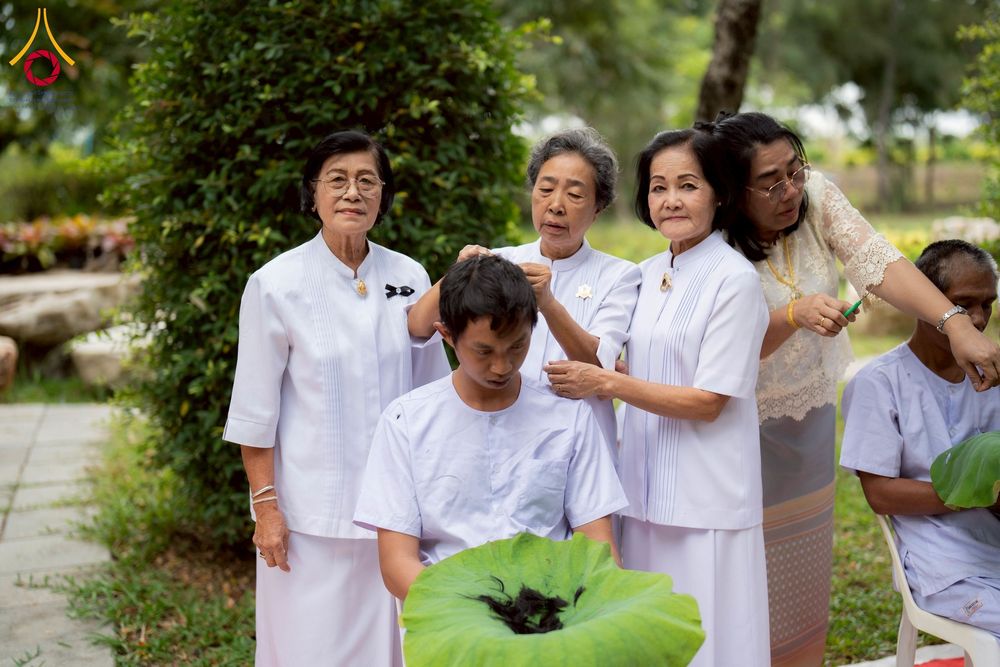 ภาพ No.278218:วันศุกร์ที่ 5 ธันวาคม พ.ศ. 2568 (วันพ่อแห่งชาติ) พิธีบรรพชาอุปสมบทหมู่ธรรมทายาท จำนวน 16 รูป โครงการบรรพชาอุปสมบทหมู่ รุ่นบูชาธรรมมหาปูชนียาจารย์ ประจำปี 2568  ณ ศูนย์ปฏิบัติธรรมและอบรมเยาวชนพระนครศรีอยุธยา จ.พระนครศรีอยุธยา