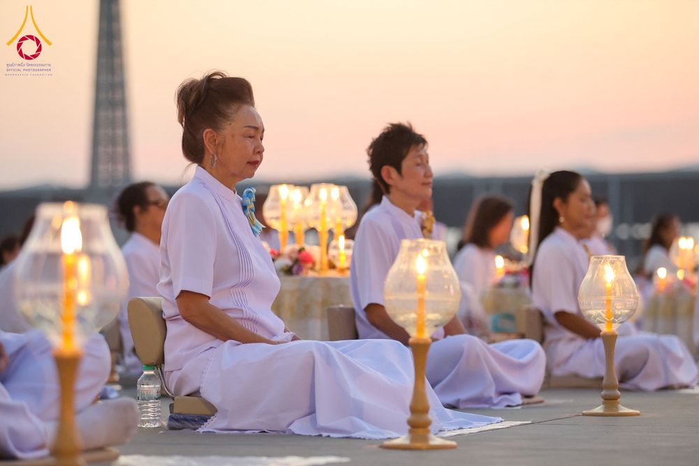 ภาพ No.307221:วันที่ 31 มกราคม พ.ศ. 2569  พิธีจุดประทีปธรรมถวายเป็นพุทธบูชา  และบูชาธรรมมหาปูชนียาจารย์ (ภาพชุดที่ 1) ณ วัดพระธรรมกาย ปทุมธานี ในโครงการธรรมยาตรา กตัญญูบูชา มหาปูชนียาจารย์ พระมงคลเทพมุนี(สด จนฺทสโร) พระผู้ปราบมาร อนุสรณ์สถาน 7 แห่ง ปีที่ 14