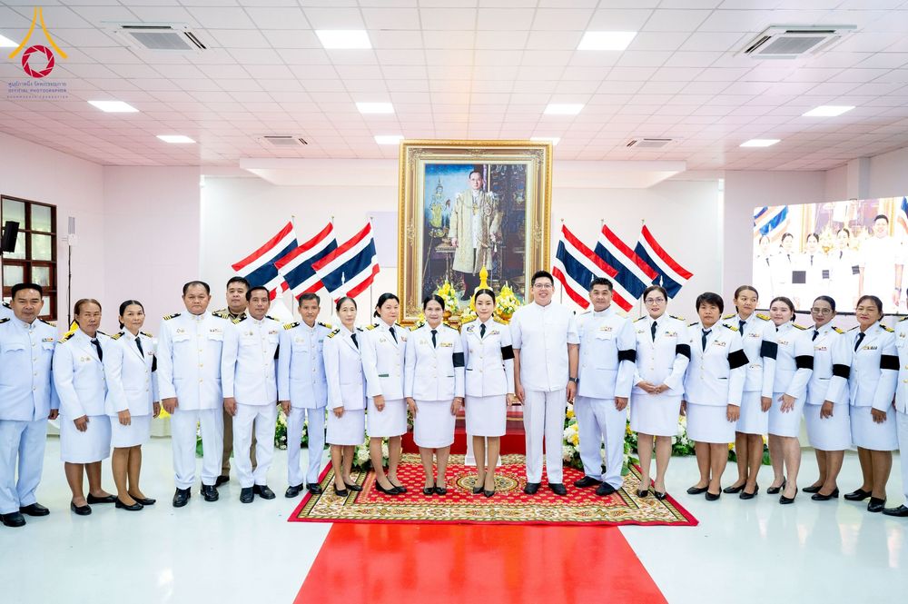 ภาพ No.276130:วันที่ 5 ธันวาคม พ.ศ. 2568 พสกนิกรอำเภอคลองหลวง พร้อมใจบำเพ็ญกุศลอุทิศถวาย “ในหลวงรัชกาลที่ 9” น้อมรำลึกในพระมหากรุณาธิคุณ เนื่องในวันคล้ายวันพระบรมราชสมภพ วันชาติ และวันพ่อแห่งชาติ ณ อาคารปลูกศรัทธา 2 วัดพระธรรมกาย อำเภอคลองหลวง จังหวัดปทุมธานี