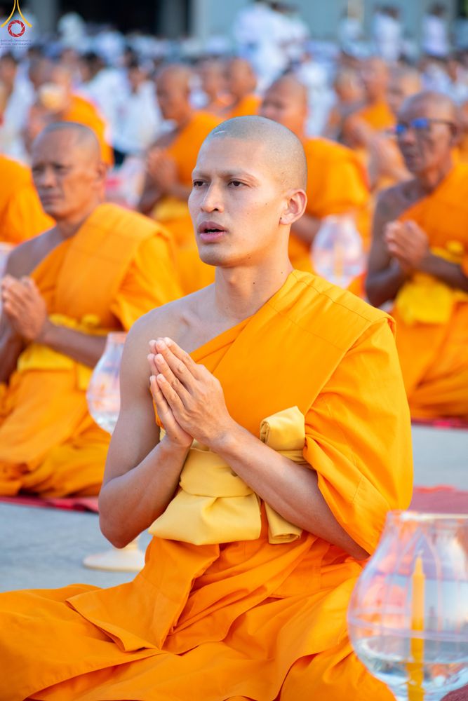 ภาพ No.307446:วันที่ 31 มกราคม พ.ศ. 2569 พิธีจุดประทีปธรรมถวายเป็นพุทธบูชา  และบูชาธรรมมหาปูชนียาจารย์ (ภาพชุดที่ 2) ณ วัดพระธรรมกาย ปทุมธานี ในโครงการธรรมยาตรา กตัญญูบูชา มหาปูชนียาจารย์ พระมงคลเทพมุนี(สด จนฺทสโร) พระผู้ปราบมาร อนุสรณ์สถาน 7 แห่ง ปีที่ 14