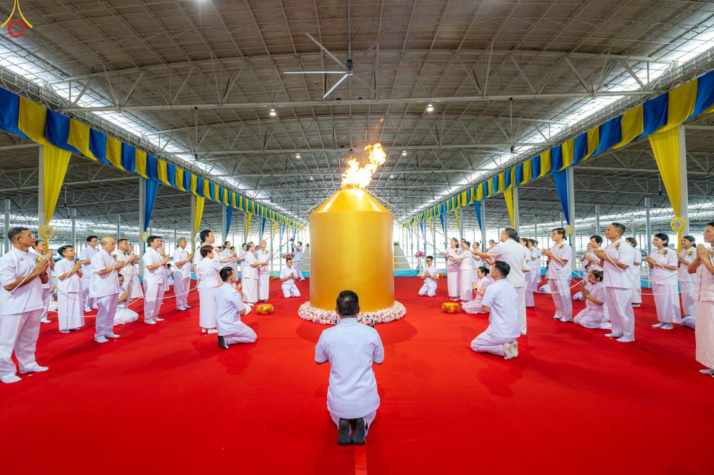ภาพ No.342838:วันอาทิตย์ที่ 9 สิงหาคม พ.ศ.2569 พิธีจุดเทียนใจ ไฟนิรันดร์ อนันตชัย ณ รัตนบัลลังก์ วัดพระธรรมกาย