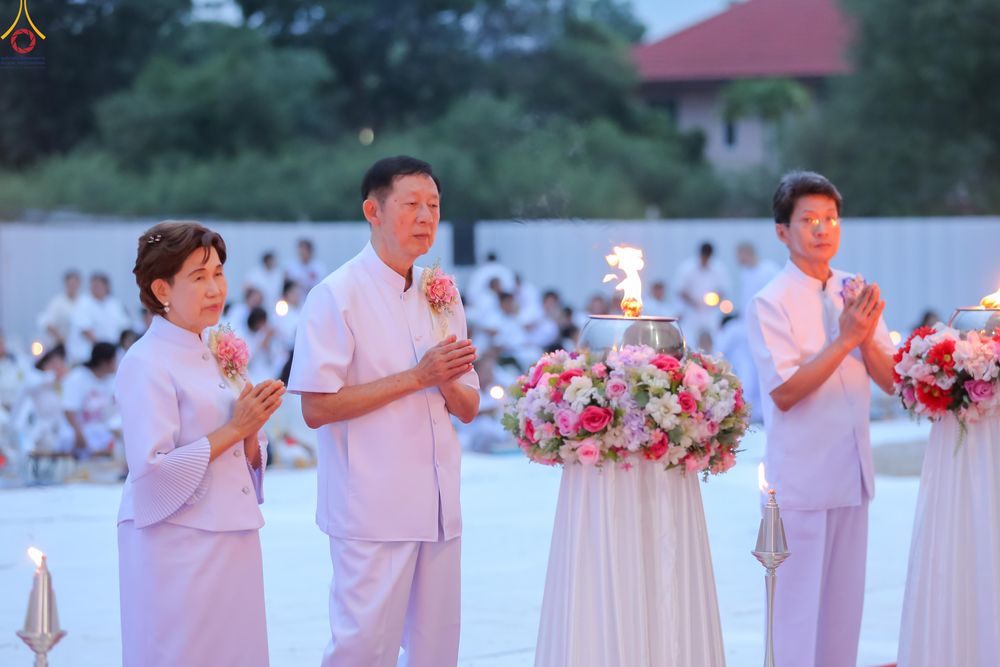 ภาพ No.339487:วันอังคารที่ 14  กรกฎาคม 2569 พิธีทอดผ้าป่าและพิธีตอกเสาเข็มมงคลต้นสุดท้าย องค์พระเจดีย์เพื่อสร้างสันติภาพโลก  ณ ธุดงคสถานพัฒนานิคม อ.พัฒนาพิคม จ.ลพบุรี