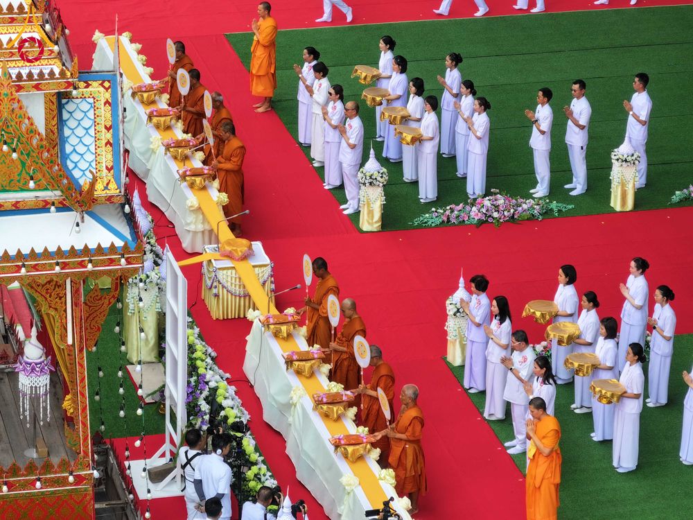 ภาพ No.316555:วันอาทิตย์ที่ 29 มีนาคม พ.ศ. 2569 พิธีทอดผ้าบังสุกุลและพิธีชำระร่าง โยมพ่อณรงค์ จินตมากุล  สิริอายุ 99 ปี 11 เดือน โยมบิดา พระครูปลัดรัตนวีรวัฒน์ (รังสฤษดิ์ อิทฺธิจินตโก) ที่ปรึกษาเจ้าคณะจังหวัดปทุมธานี เจ้าอาวาสวัดพระธรรมกาย  ณ ฌาปนสถานชั่วคราว ทางเข้า 