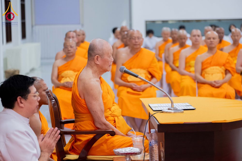 ภาพ No.294294:วันอาทิตย์ที่ 14 ธันวาคม พ.ศ.2568 พิธีเจริญพระพุทธมนต์สมโภชดวงแก้วลูกนิมิตเอก และดวงแก้วนิมิตปฏิบัติธรรม อัญเชิญประดิษฐาน  ณ วัดพระธรรมกายในประเทศสหรัฐอเมริกาและประเทศเยอรมนี 7 แห่ง ณ อาคารปลูกศรัทธา 2 วัดพระธรรมกาย