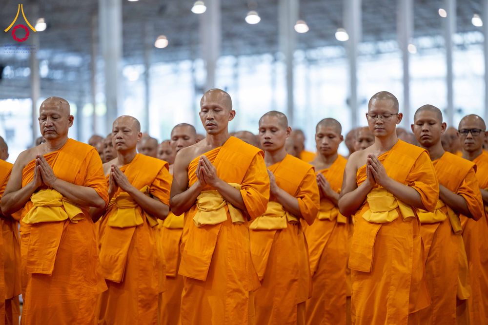 ภาพ No.308712:วันที่ 1 กุมภาพันธ์ พ.ศ. 2569 พิธีรับประกาศนียบัตร และพระของขวัญพระธรรมยาตรา ณ สภาธรรมกายสากล วัดพระธรรมกาย จ.ปทุมธานี