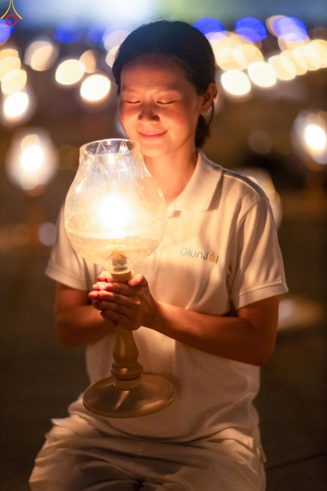 ภาพ No.308094:วันที่ 31 มกราคม พ.ศ. 2569 พิธีจุดประทีปธรรมถวายเป็นพุทธบูชา  และบูชาธรรมมหาปูชนียาจารย์ (ภาพชุดที่ 3) ณ วัดพระธรรมกาย ปทุมธานี ในโครงการธรรมยาตรา กตัญญูบูชา มหาปูชนียาจารย์ พระมงคลเทพมุนี(สด จนฺทสโร) พระผู้ปราบมาร อนุสรณ์สถาน 7 แห่ง ปีที่ 14