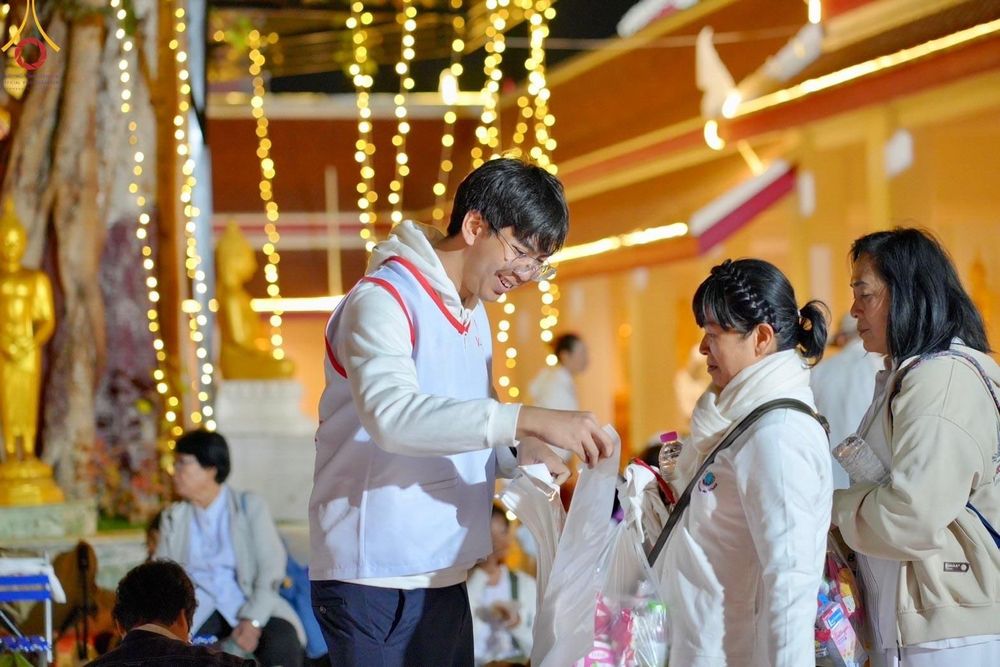 ภาพ No.204155:V.52 สารพัดV สารพัดดี ที่วัดสองพี่น้อง ในโครงการธรรมยาตรา กตัญญูบูชา มหาปูชนียาจารย์ พระมงคลเทพมุนี(สด จนฺทสโร) พระผู้ปราบมาร อนุสรณ์สถาน 7 แห่ง ปีที่ 13 ระหว่างวันที่ 2-31 มกราคม พ.ศ. 2568