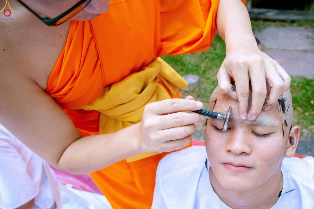 ภาพ No.319804:วันอาทิตย์ที่ 5 เมษายน พ.ศ.2569 พิธีตัดปอยผม และปลงผมนาคธรรมทายาท โครงการบรรพชาและอุปสมบทหมู่ รุ่นบูชาธรรม 82 ปี หลวงพ่อธัมมชโย