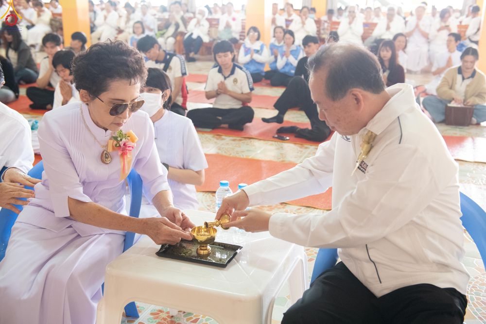 ภาพ No.291262:วันที่ 9 มกราคม พ.ศ. 2569 พิธีทอดผ้าป่าทำนุบำรุงศาสนสถาน ณ วัดนาราภิรมย์ อ.บางเลน จ.นครปฐม ในโครงการธรรมยาตรา กตัญญูบูชา มหาปูชนียาจารย์ พระมงคลเทพมุนี(สด จนฺทสโร) พระผู้ปราบมาร อนุสรณ์สถาน 7 แห่ง ปีที่ 14