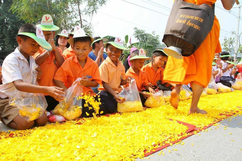ภาพ No.9805: ประมวลภาพธุดงค์ธรรมชัย ปีที่ 3 วันที่  7 มกราคม พ.ศ.2557