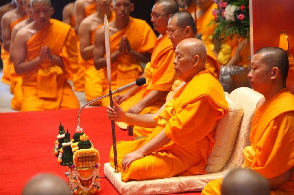 ภาพ No.11748:ประมวลภาพอุปสมบทหมู่ธรรมทายาทนานาชาติ รุ่นที่ 12 และธรรมทายาทอุดมศึกษารุ่นที่ 42