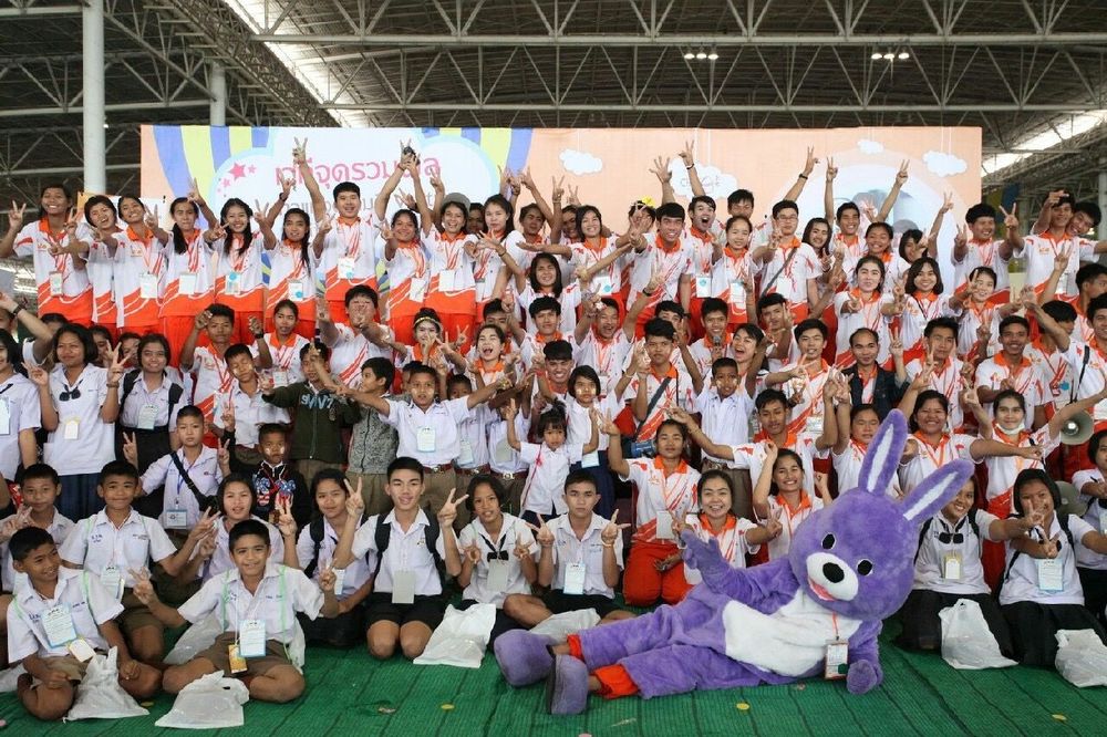 ภาพ No.12058:ประมวลภาพวันรวมพลังเด็กดี V-Star ผู้นำฟื้นฟูศีลธรรมโลก ครั้งที่ 9