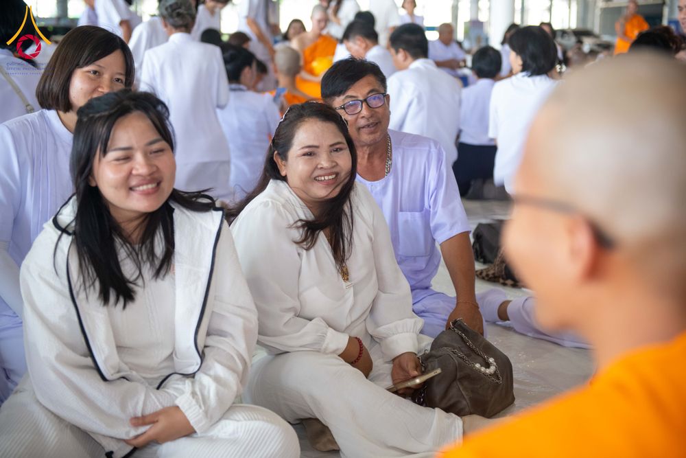 ภาพ No.321456:วันเสาร์ที่ 11 เมษายน พ.ศ.2569 พิธีขอบรรพชา พิธีขอสรณคมณ์และศีล, พิธีถวายบาตร พิธีอุปสมบท โครงการอุปสมบทหมู่ บูชาธรรมหลวงพ่อธัมมชโย พ.ศ.2569 โครงการอุปสมบทหมู่ธรรมทายาท ระดับอุดมศึกษา รุ่น 53 (ภาคฤดูร้อน) ณ วัดพระธรรมกาย ปทุมธานี