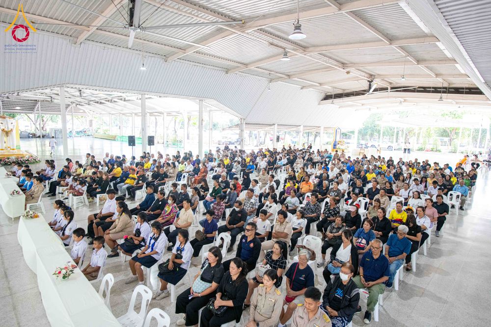 ภาพ No.291030:วันจันทร์ที่ 5 มกราคม พ.ศ. 2569  วัดพระธรรมกาย มูลนิธิธรรมกาย  จัดพิธีมอบของขวัญสนับสนุนการจัดกิจกรรมงานวันเด็กแห่งชาติ ประจำปี พ.ศ. 2569 ให้แก่องค์กรภาคีเครือข่ายกว่า 200 องค์กร ณ วัดพระธรรมกาย อ.คลองหลวง จ.ปทุมธานี