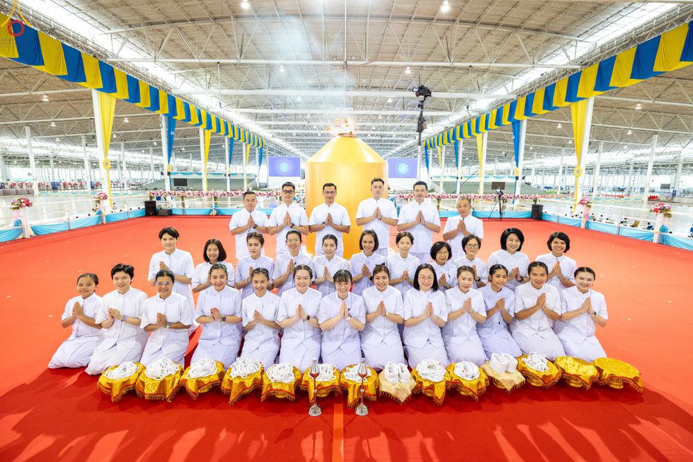 ภาพ No.342853:วันอาทิตย์ที่ 9 สิงหาคม พ.ศ.2569 พิธีจุดเทียนใจ ไฟนิรันดร์ อนันตชัย ณ รัตนบัลลังก์ วัดพระธรรมกาย