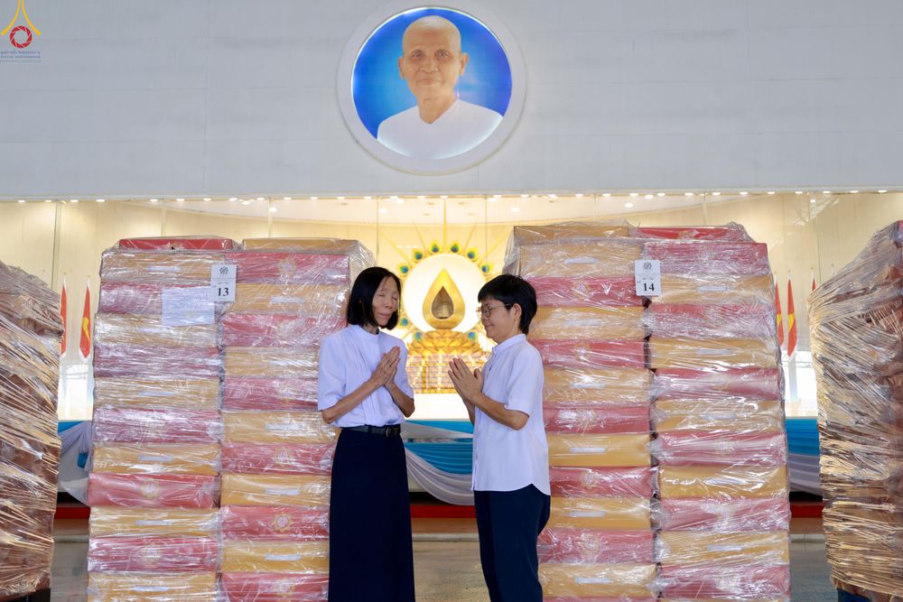 ภาพ No.320596:วันที่ 10 เมษายน พ.ศ.2569 การเตรียมกล่องไทยธรรม เพื่องานถวายมหาสังฆทาน 40,000 กว่าวัดทั่วประเทศ วันคุ้มครองโลก 22 เมษายน พ.ศ.2569 วัดพระธรรมกาย