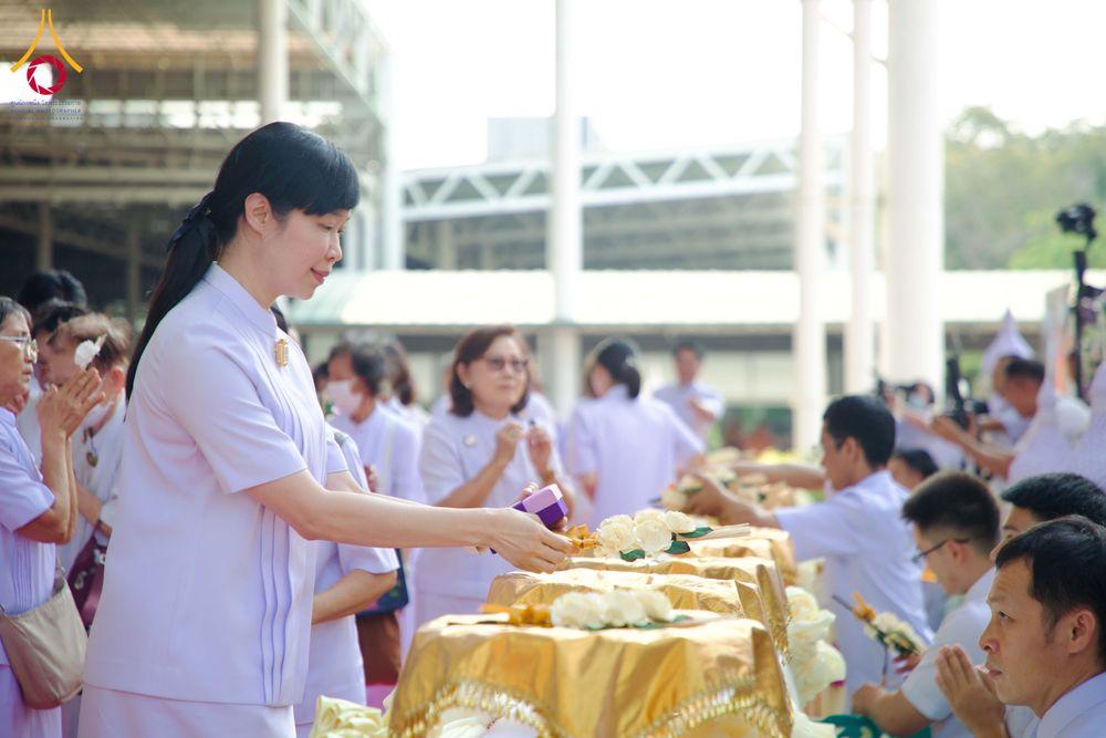 ภาพ No.316667:วันอาทิตย์ที่ 29 มีนาคม พ.ศ. 2569 พิธีทอดผ้าบังสุกุลและพิธีชำระร่าง โยมพ่อณรงค์ จินตมากุล  สิริอายุ 99 ปี 11 เดือน โยมบิดา พระครูปลัดรัตนวีรวัฒน์ (รังสฤษดิ์ อิทฺธิจินตโก) ที่ปรึกษาเจ้าคณะจังหวัดปทุมธานี เจ้าอาวาสวัดพระธรรมกาย  ณ ฌาปนสถานชั่วคราว ทางเข้า 