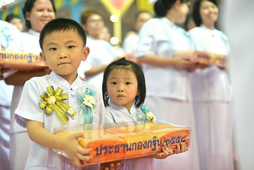 ภาพ No.19336:ประมวลภาพพิธีทอดกฐิน ณ วัดพระธรรมกาย ประจำปี พ.ศ. 2558