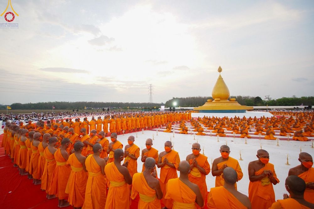 ภาพ No.129451:พิธีประดิษฐานพระบรมสารีริกธาตุ ณ มหารัตนะเจดีย์สิริปทุมสวรรค์ ศูนย์ปฏิบัติธรรมภาคใต้ อ.บางกล่ำ จ.สงขลา วันที่ 10 มีนาคม พ.ศ.2567