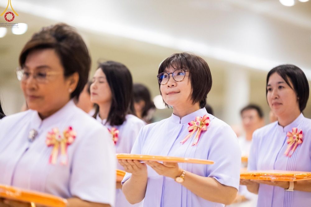 ภาพ No.178075:พิธีทอดผ้าป่าต้นสมบัติจักรพรรดิ ในวันอาทิตย์ที่ 1 ธันวาคม พ.ศ. 2567 ณ สภาธรรมกายสากล วัดพระธรรมกาย