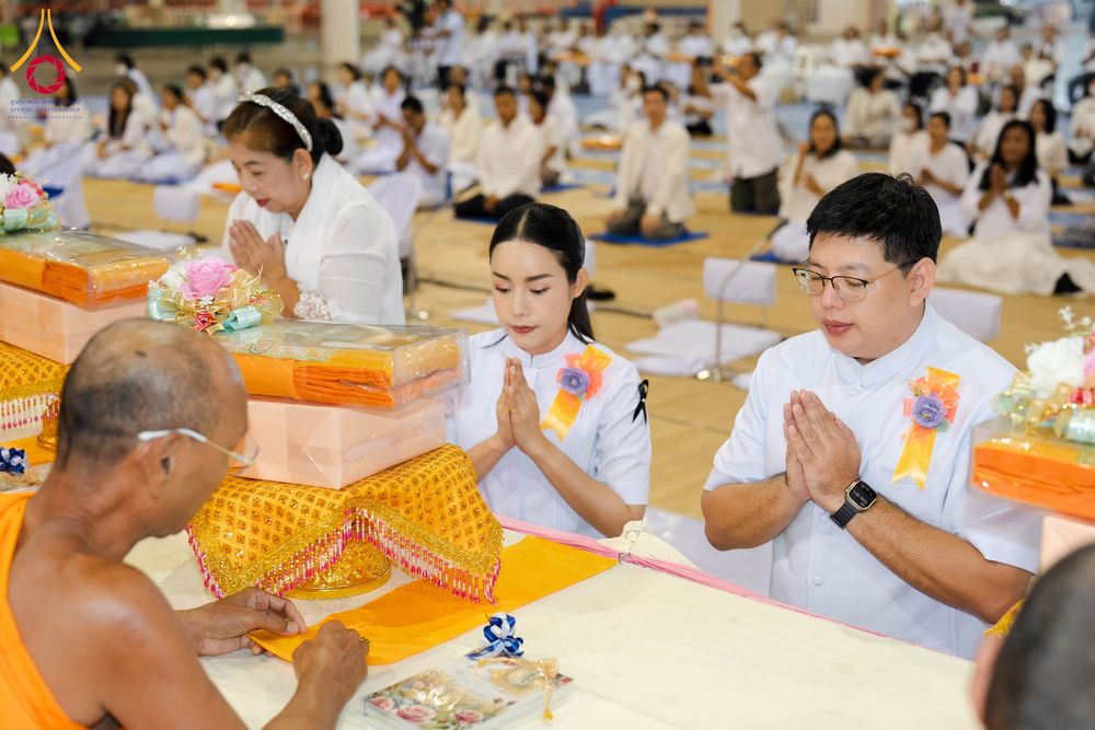 ภาพ No.306219:วันที่ 30 มกราคม พ.ศ. 2569 พิธีถวายภัตตาหารเป็นสังฆทาน แด่พระธรรมยาตรา ณ วัดพระธรรมกาย  จังหวัดปทุมธานี ในโครงการธรรมยาตรา กตัญญูบูชา มหาปูชนียาจารย์ พระมงคลเทพมุนี(สด จนฺทสโร) พระผู้ปราบมาร อนุสรณ์สถาน 7 แห่ง ปีที่ 14