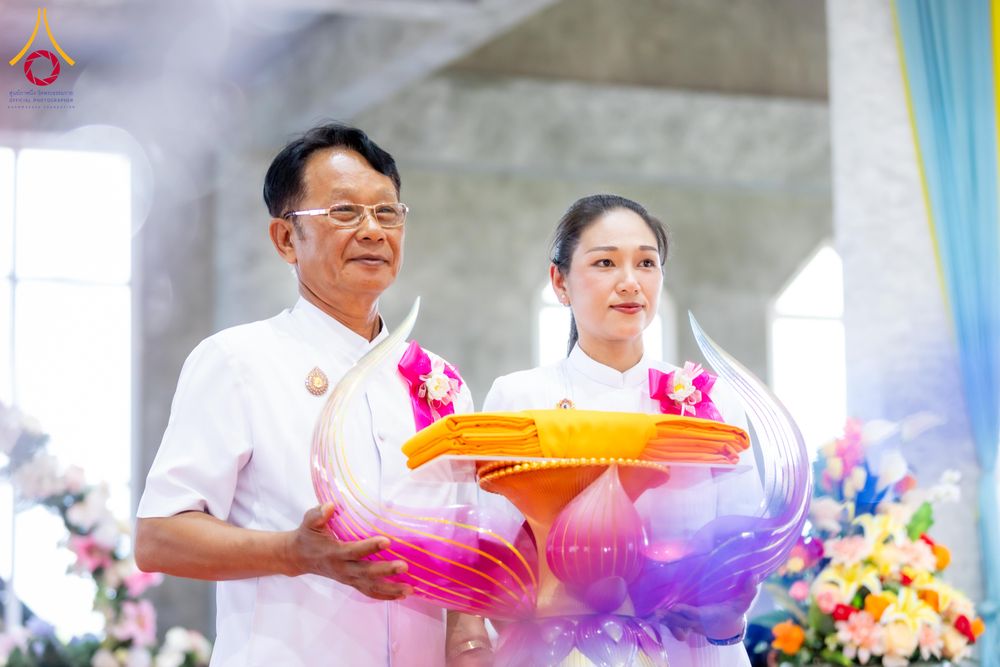 ภาพ No.315609:วันอาทิตย์ ที่ 22 มีนาคม พ.ศ. 2569 พิธีทอดผ้าป่าฉลองพระประธาน พิธีประดิษฐานพระบรมสารีริกธาตุในองค์พระประธาน พิธีจารึกชื่อบรรจุในแผ่นฌาน ณ ศูนย์ปฏิบัติธรรมสมุทรปราการ (บางบ่อ)