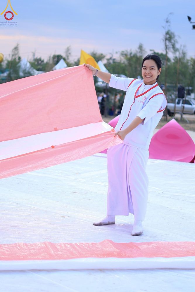 ภาพ No.119622:V.18 ทันทีม การเตรียมงาน เก็บงาน การรับบุญของเจ้าหน้าที่หน่วยงานต่างๆ เพื่อโครงการธรรมยาตรา กตัญญูบูชามหาปูชนียาจารย์ พระมงคลเทพมุนี (สด จนฺทสโร) พระผู้ปราบมาร อนุสรณ์สถาน 7 แห่ง ปีที่ 12 ระหว่างวันที่ 2 - 31 มกราคม พ.ศ.2567