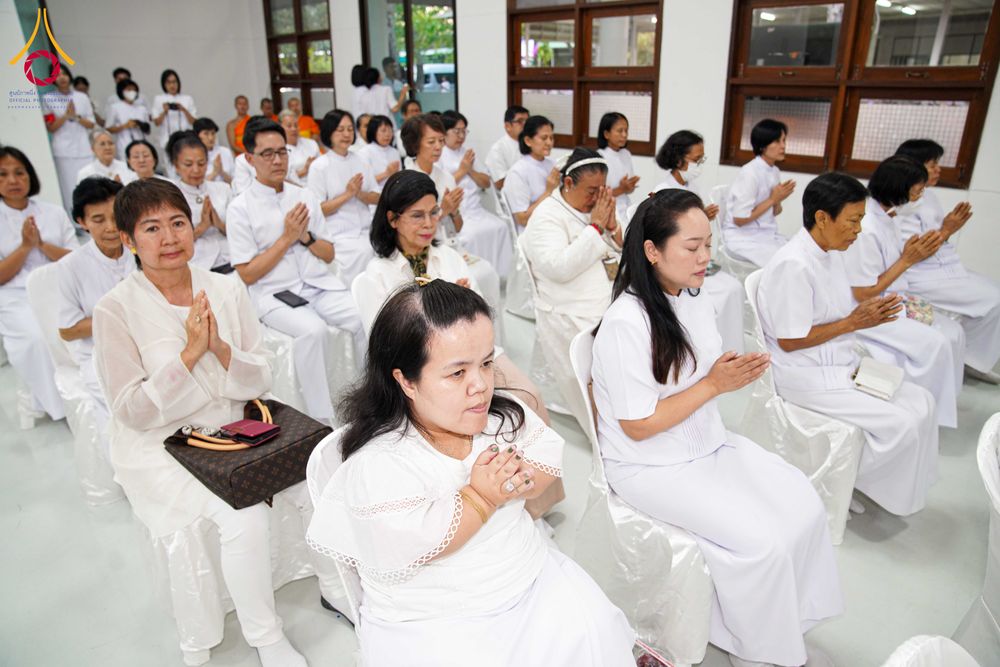 ภาพ No.315156:วันจันทร์ที่ 23 มีนาคม พ.ศ. 2569 พิธีบำเพ็ญกุศล คุณพ่อณรงค์ จินตมากุล  สิริอายุ 99 ปี 11 เดือน โยมบิดา พระครูปลัดรัตนวีรวัฒน์ (รังสฤษดิ์ อิทฺธิจินตโก) ที่ปรึกษาเจ้าคณะจังหวัดปทุมธานี เจ้าอาวาสวัดพระธรรมกาย  ณ ห้องปลูกศรัทธา 2 วัดพระธรรมกาย ปทุมธานี