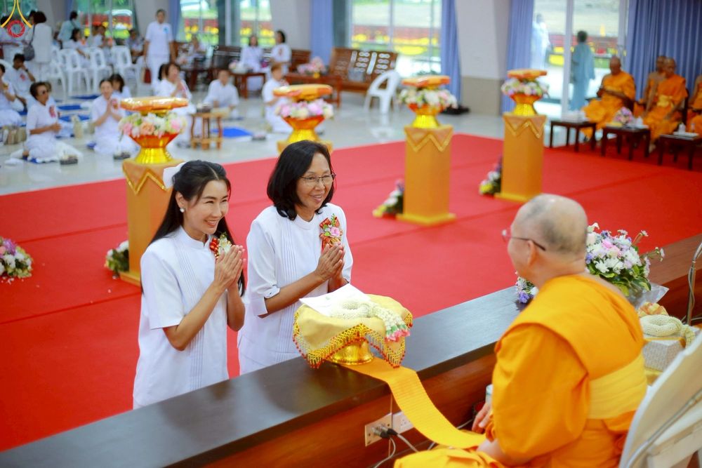 ภาพ No.261070:วันอังคารที่ 14 ตุลาคม พ.ศ. 2568 พิธีทอดกฐินสามัคคี "สร้างองค์พระเจดีย์เพื่อสร้างสันติภาพโลก" ขนาดหน้าตัก 10 เมตร ณ ศูนย์ปฏิบัติธรรมระยอง(บ้านช่องลม) ตำบลบางบุตร อำเภอบ้านค่าย จังหวัดระยอง