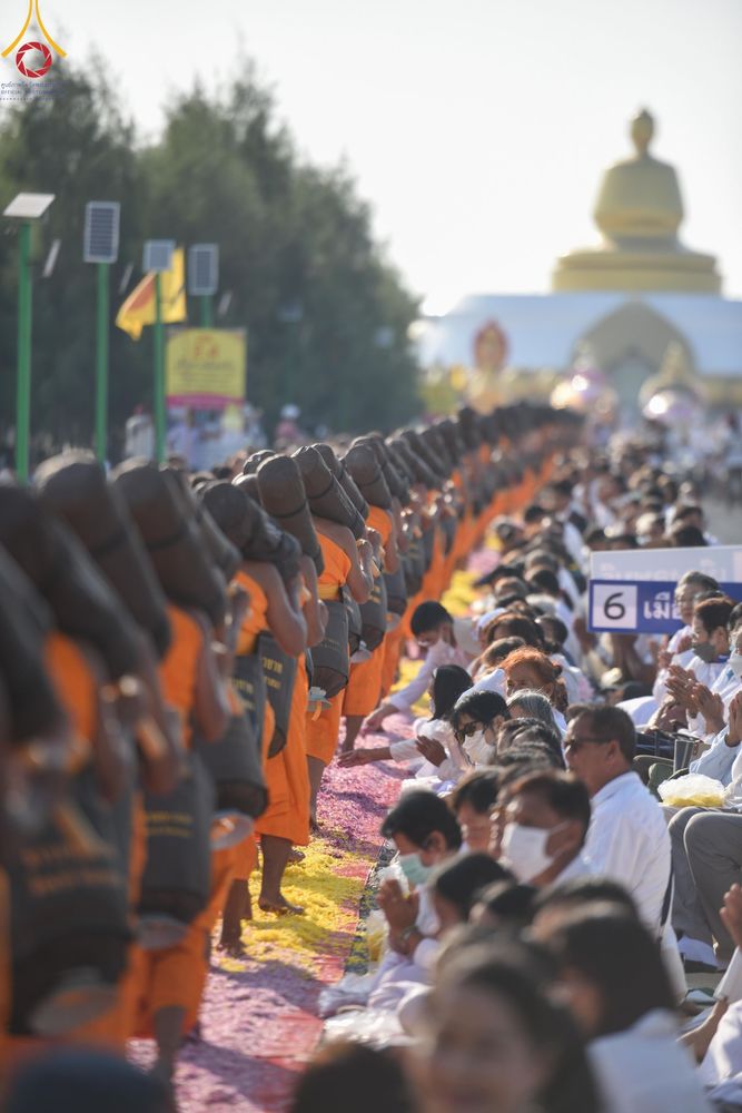 ภาพ No.198150:พิธีต้อนรับพระธรรมยาตรา ณ อนุสรณ์สถานลำดับที่ 5 สถานที่เผยแผ่วิชชาธรรมกายครั้งแรก อนุสรณ์สถานบางปลา วัดบางปลา อำเภอบางเลน จังหวัดนครปฐม ในโครงการธรรมยาตรา กตัญญูบูชา มหาปูชนียาจารย์ พระมงคลเทพมุนี(สด จนฺทสโร) พระผู้ปราบมาร ปีที่ 13 วัน 19 มกราคม พ.ศ.2568