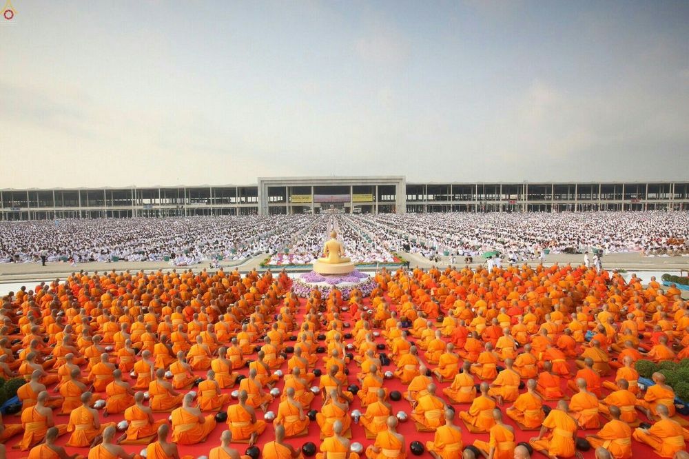 ภาพ No.23281:ประมวลภาพวันคุ้มครองโลก 22 เมษายน 2559 ณ วัดพระธรรมกาย