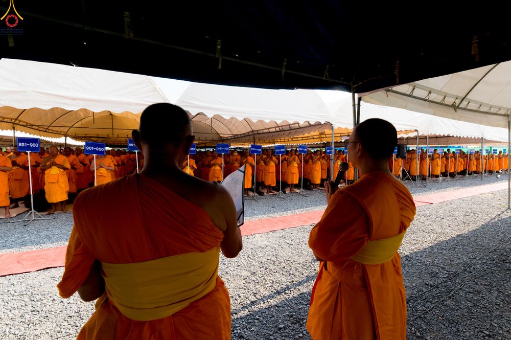 ภาพ No.294933:วันที่ 14 มกราคม พ.ศ. 2569 พิธีต้อนรับพระธรรมยาตรา อนุสรณ์สถานลำดับที่ 4  สถานที่เกิดด้วยกายธรรม ณ วัดโบสถ์บน ต.บางคูเวียง จ.นนทบุรี ในโครงการธรรมยาตรา กตัญญูบูชา มหาปูชนียาจารย์ พระมงคลเทพมุนี(สด จนฺทสโร) พระผู้ปราบมาร อนุสรณ์สถาน 7 แห่ง ปีที่ 14