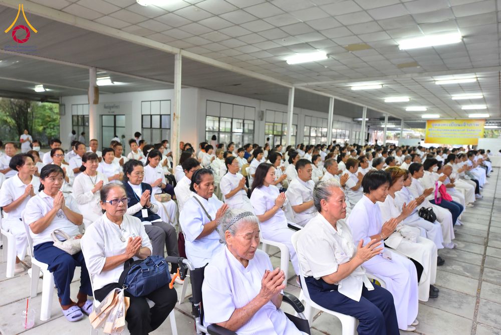 ภาพ No.316217:วันเสาร์ที่ 28 มีนาคม พ.ศ. 2569 พิธีบำเพ็ญกุศล คุณพ่อณรงค์ จินตมากุล  สิริอายุ 99 ปี 11 เดือน โยมบิดา พระครูปลัดรัตนวีรวัฒน์ (รังสฤษดิ์ อิทฺธิจินตโก) ที่ปรึกษาเจ้าคณะจังหวัดปทุมธานี เจ้าอาวาสวัดพระธรรมกาย  ณ ห้องปลูกศรัทธา 2 วัดพระธรรมกาย ปทุมธานี