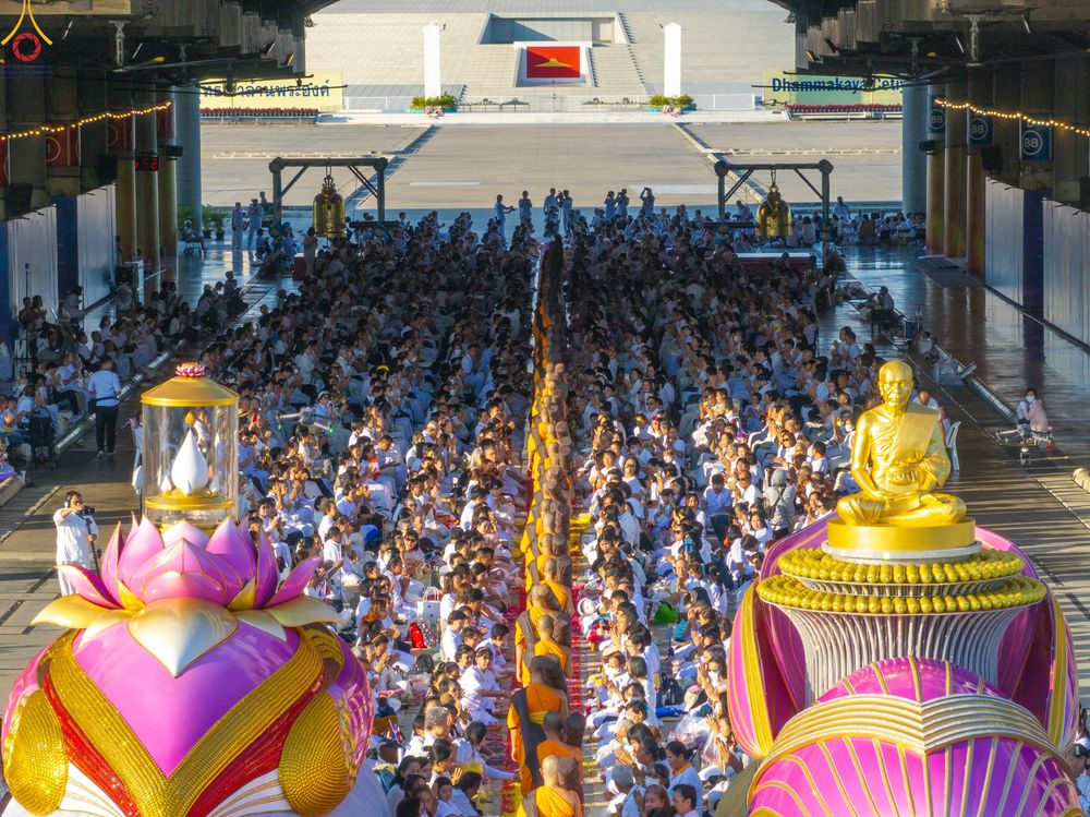 ภาพ No.287078:วันที่ 2 มกราคม พ.ศ.2569 พิธีต้อนรับพระธรรมยาตรา ครั้งที่ 1 (ภาพชุดที่ 2) ณ วัดพระธรรมกาย (วิหารหลวงปู่ - พระมหาธรรมกายเจดีย์)