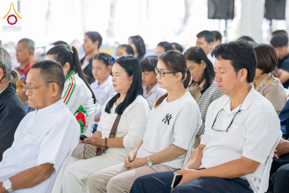 ภาพ No.290972:วันจันทร์ที่ 5 มกราคม พ.ศ. 2569  วัดพระธรรมกาย มูลนิธิธรรมกาย  จัดพิธีมอบของขวัญสนับสนุนการจัดกิจกรรมงานวันเด็กแห่งชาติ ประจำปี พ.ศ. 2569 ให้แก่องค์กรภาคีเครือข่ายกว่า 200 องค์กร ณ วัดพระธรรมกาย อ.คลองหลวง จ.ปทุมธานี