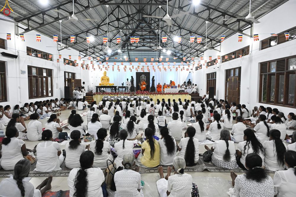 ภาพ No.278778:วันที่ 30 ตุลาคม 2568 กฐินสมทบวัดต่างประเทศ โดยคณะศิษยานุศิษย์ บูชาธรรม 81 ปี หลวงพ่อธัมมชโย ณ วัดศรีธรรมานันทะ บาลังโกด้า ประเทศศรีลังกา วัดสังฆราช อมรปุระนิกาย สมเด็จไมตรี มูรตี