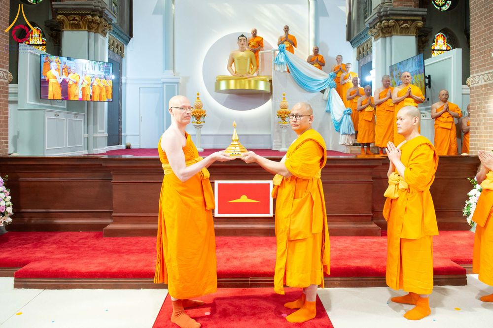 ภาพ No.329691:วันที่ 16 พฤษภาคม พ.ศ.2569 พิธีประดิษฐานพระประธาน และบรรจุพระบรมสารีริกธาตุ เนเธอร์เเลนด์