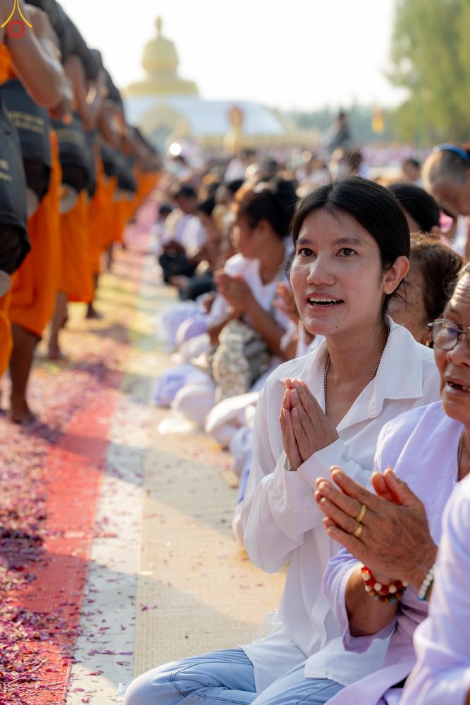 ภาพ No.299566:วันที่ 18 มกราคม พ.ศ. 2569 พิธีต้อนรับพระธรรมยาตรา (ภาพชุดที่ 2) ณ อนุสรณ์สถานลำดับที่ 5  สถานที่เผยแผ่วิชชาธรรมกายครั้งแรก อนุสรณ์สถานบางปลา วัดบางปลา อำเภอบางเลน จังหวัดนครปฐม ในโครงการธรรมยาตรา กตัญญูบูชา มหาปูชนียาจารย์ พระมงคลเทพมุนี(สด จนฺทสโร) พระ