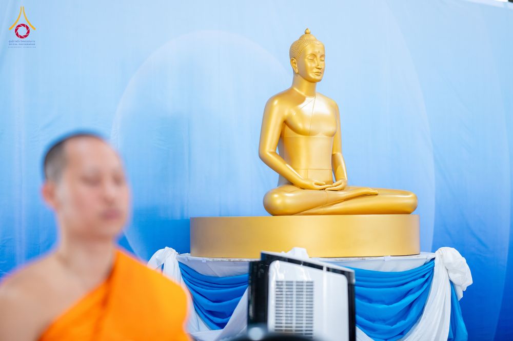 ภาพ No.336045:วันที่ 20 มิถุนายน พ.ศ. 2569 พิธีตักบาตรฉลองพระใหม่ โครงการอุปสมบทธรรมทายาทอุดมศึกษา รุ่นที่ 53