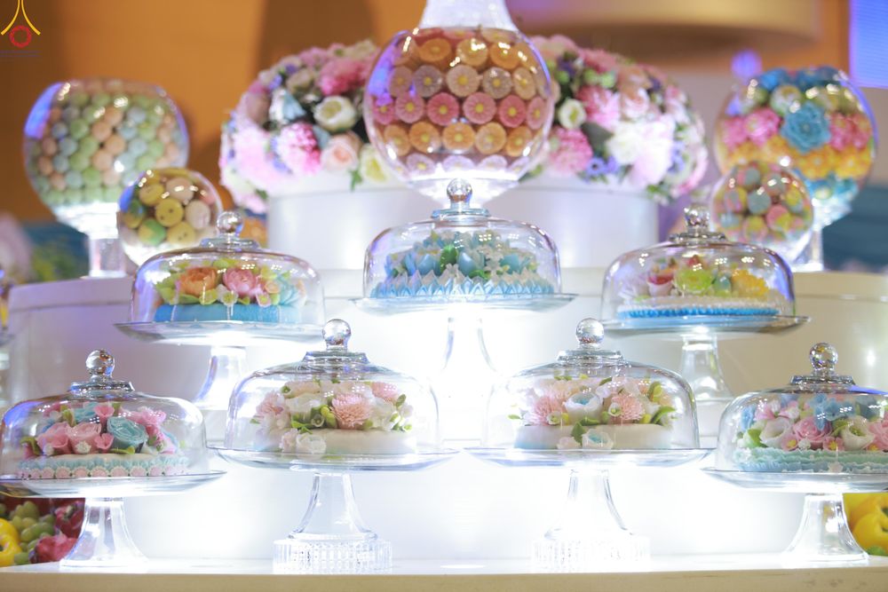 ภาพ No.311430:วันอาทิตย์ต้นเดือนที่ 1 มีนาคม พ.ศ.2569 พิธีตักบาตร และ พิธีบูชาข้าวพระ ณ สภาธรรมกายสากล วัดพระธรรมกาย