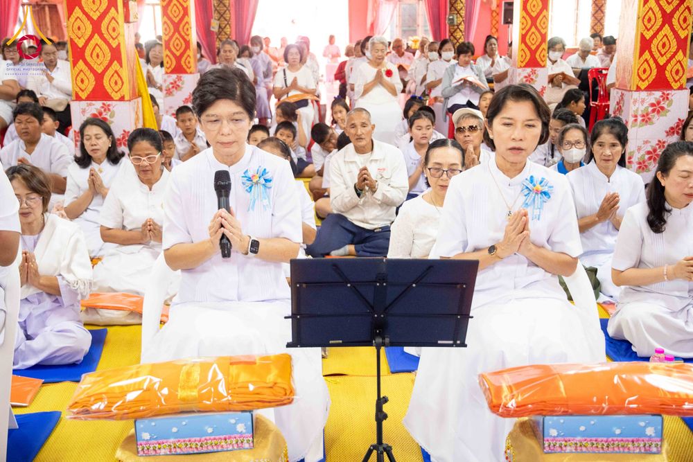 ภาพ No.303732:วันที่ 27 มกราคม พ.ศ. 2569 พิธีทอดผ้าป่าทำนุบำรุงศาสนสถาน ณ วัดตะเคียน อ.บางกรวย จ.นนทบุรี ในโครงการธรรมยาตรา กตัญญูบูชา มหาปูชนียาจารย์ พระมงคลเทพมุนี(สด จนฺทสโร) พระผู้ปราบมาร อนุสรณ์สถาน 7 แห่ง ปีที่ 14