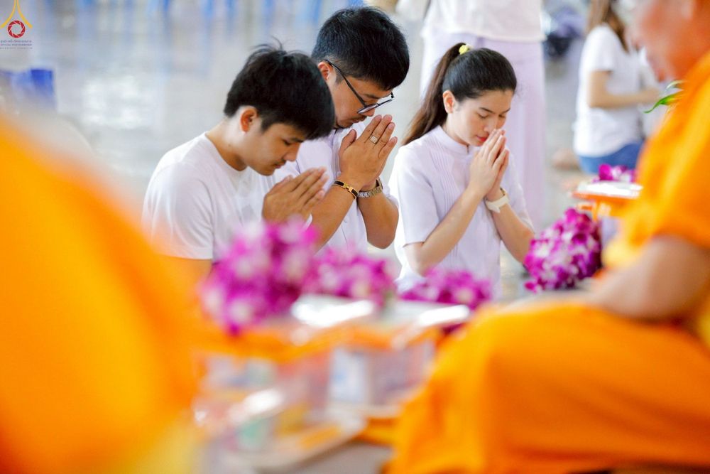 ภาพ No.264017:วันอาทิตย์ที่ 2 พฤศจิกายน พ.ศ. 2568 พิธีตักบาตรอาทิตย์ต้นเดือน ณ บ้านแก้วเรือนทองคุณยายฯ วัดพระธรรมกาย