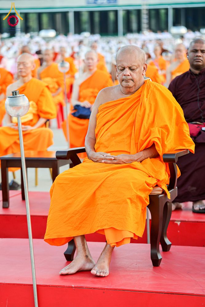 ภาพ No.312159:วันอังคารที่ 3 มีนาคม พ.ศ.2569 พิธีเวียนประทักษิณและจุดมาฆประทีป ณ ลานธรรมพระมหาธรรมกายเจดีย์ วัดพระธรรมกาย