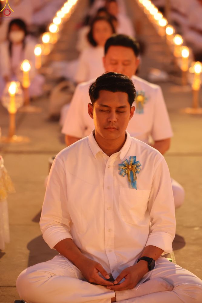 ภาพ No.307994:วันที่ 31 มกราคม พ.ศ. 2569 พิธีจุดประทีปธรรมถวายเป็นพุทธบูชา  และบูชาธรรมมหาปูชนียาจารย์ (ภาพชุดที่ 3) ณ วัดพระธรรมกาย ปทุมธานี ในโครงการธรรมยาตรา กตัญญูบูชา มหาปูชนียาจารย์ พระมงคลเทพมุนี(สด จนฺทสโร) พระผู้ปราบมาร อนุสรณ์สถาน 7 แห่ง ปีที่ 14