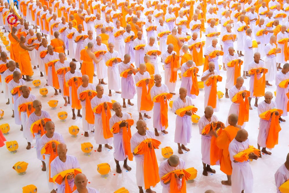 ภาพ No.281251:วันที่ 4 ธันวาคม พ.ศ. 2568 พิธีบรรพชาสามเณร ในโครงการบวชบูชาธรรมมหาปูชนียาจารย์  ณ วัดกลางพระอารามหลวง จังหวัดบุรีรัมย์